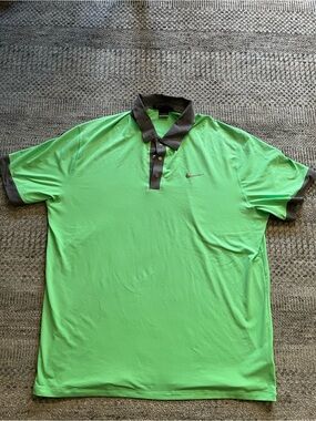 Nike Men's Tiger Woods Green golf Polo Shirt dri-fit athletic xl